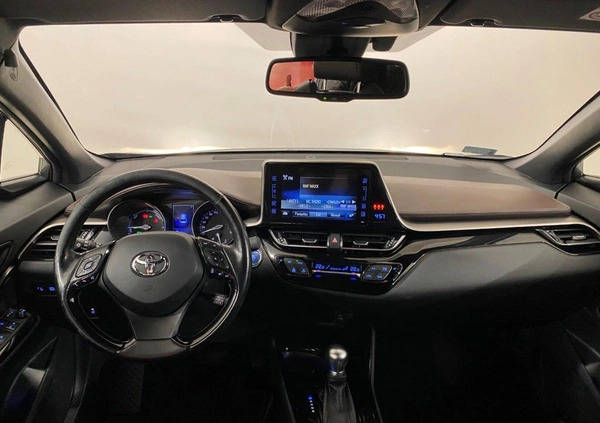Toyota C-HR cena 82900 przebieg: 130251, rok produkcji 2017 z Sieniawa małe 191